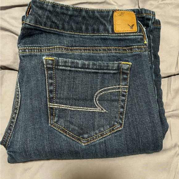American Eagle Size 8 Stretch Boot Cut Blue Jeans - Picture 5 of 5
